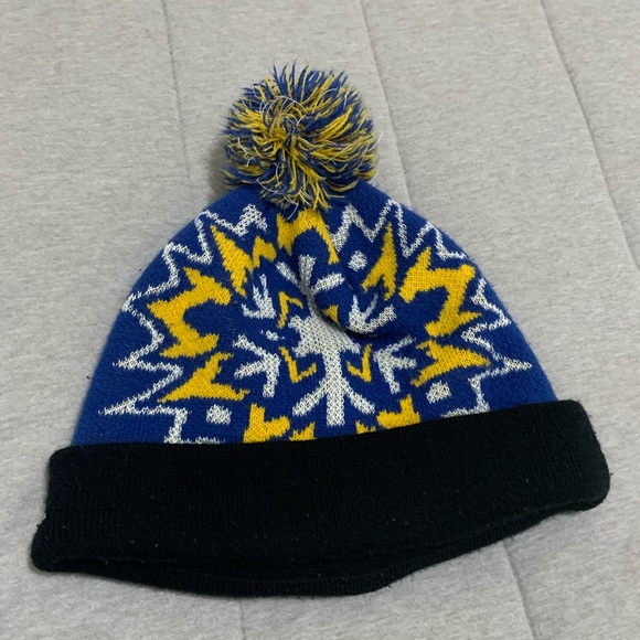 Golden State Warriors Glowflake Beanie - Picture 2 of 3